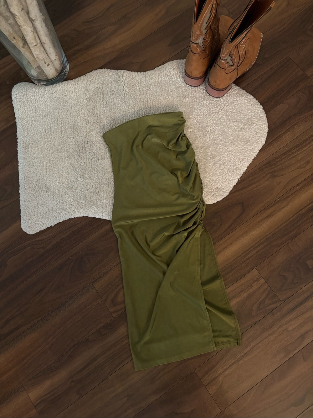 🫒SILKY OLIVE GREEN SKIRT